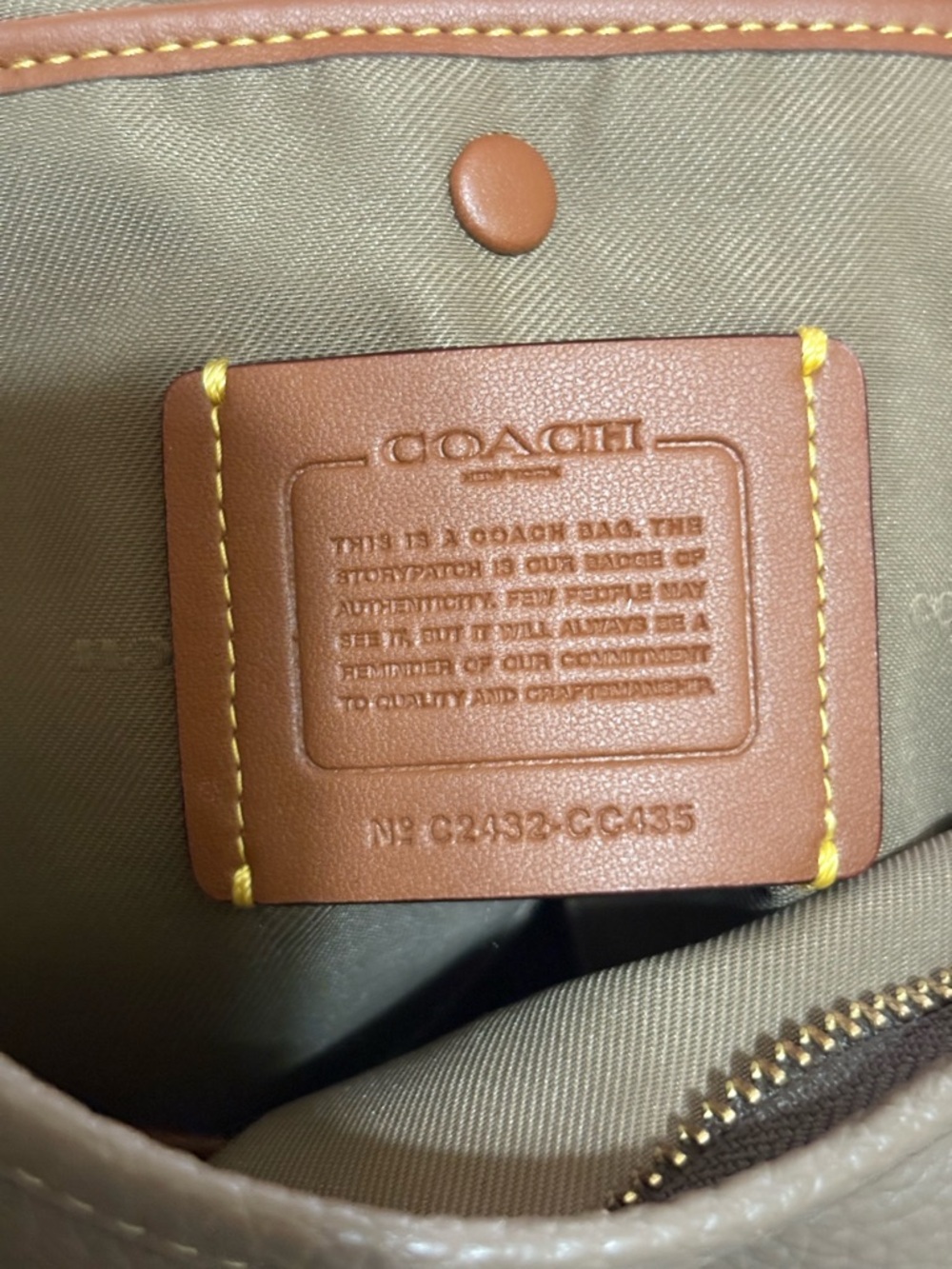 ✨🤎Coach Cary Bag In Dark Stone With Matching Wallet - Picture 11 of 11